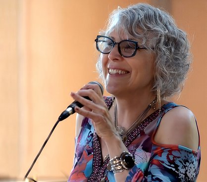 Leora Cashe 300 copy